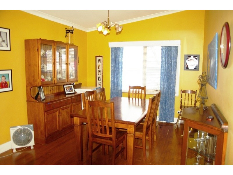 16 New Street, Kyneton VIC 3444