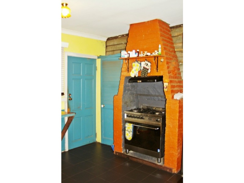 16 New Street, Kyneton VIC 3444