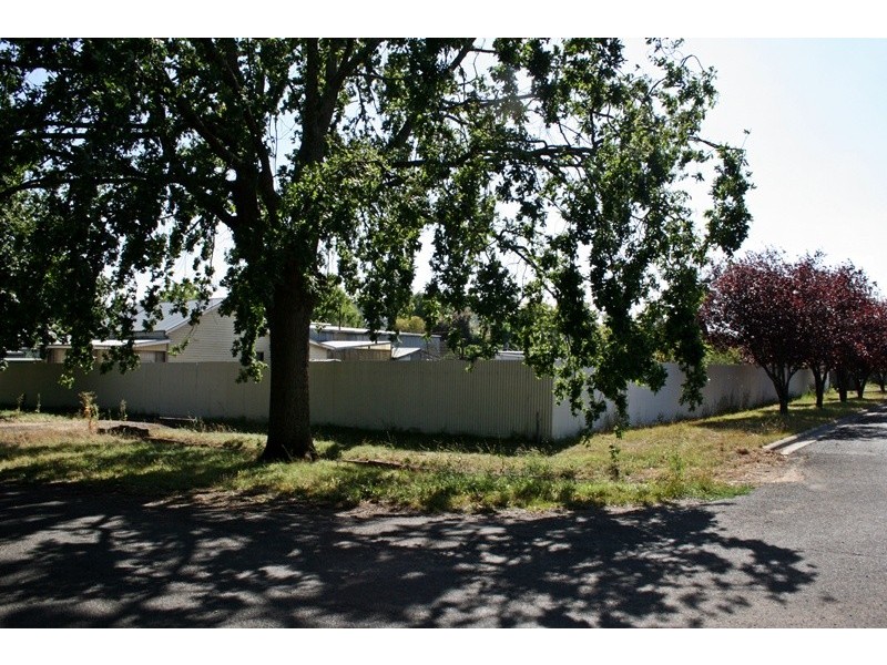 80 Wedge Street, Kyneton VIC 3444
