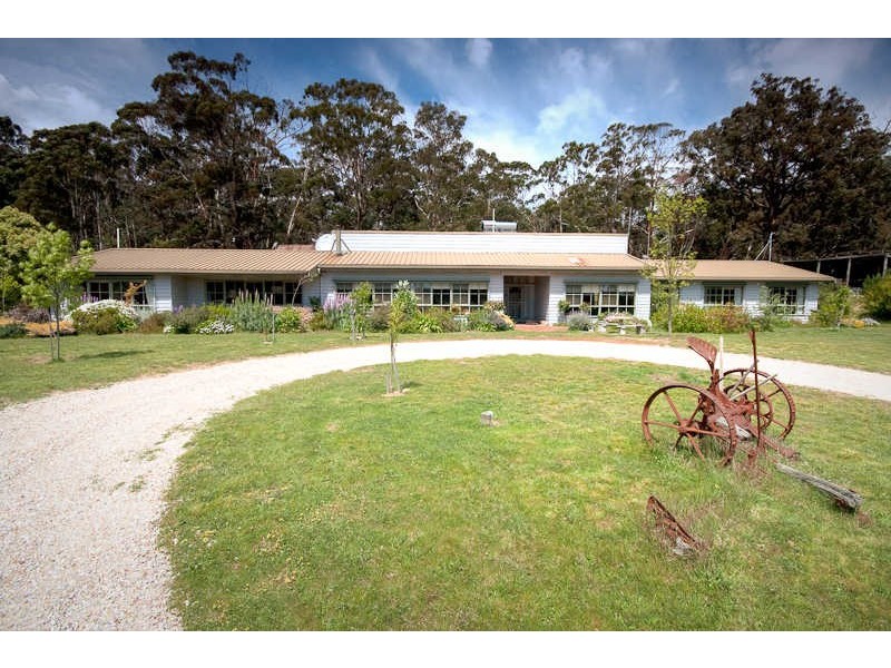 628 Burke and Wills Track, Lancefield VIC 3435