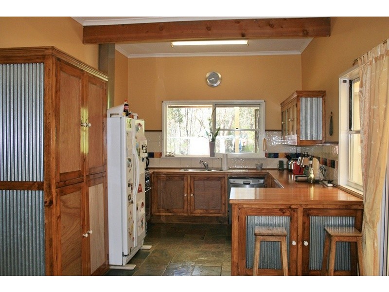 359 Taradale Road, Drummond North VIC 3446