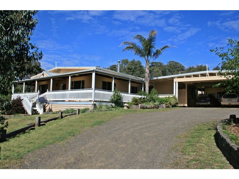 359 TARADALE RD, Drummond North VIC 3446