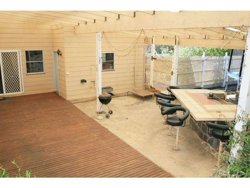 359 TARADALE RD, Drummond North VIC 3446