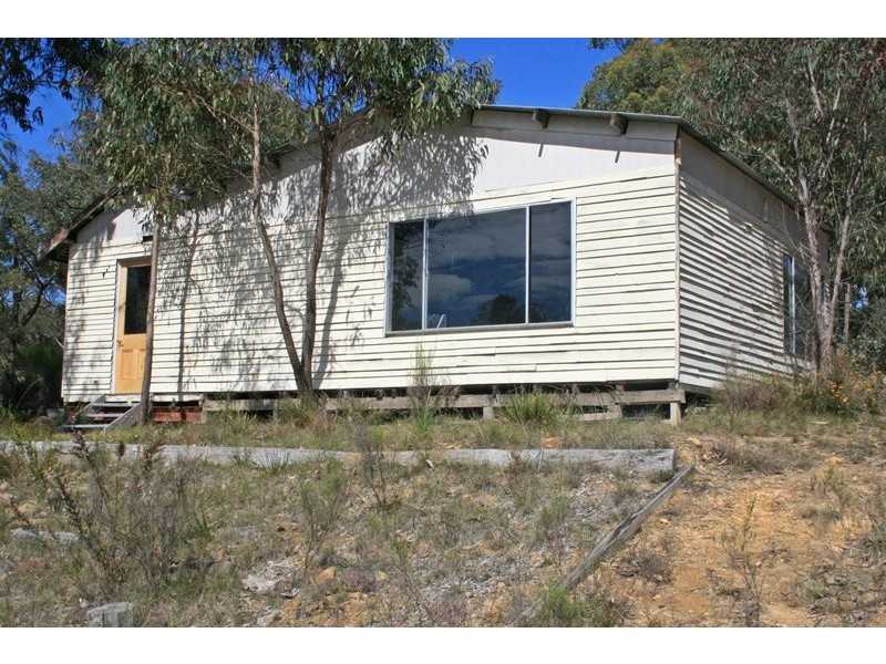 359 TARADALE RD, Drummond North VIC 3446