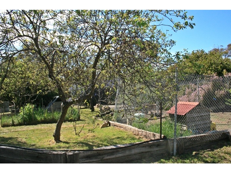 359 TARADALE RD, Drummond North VIC 3446