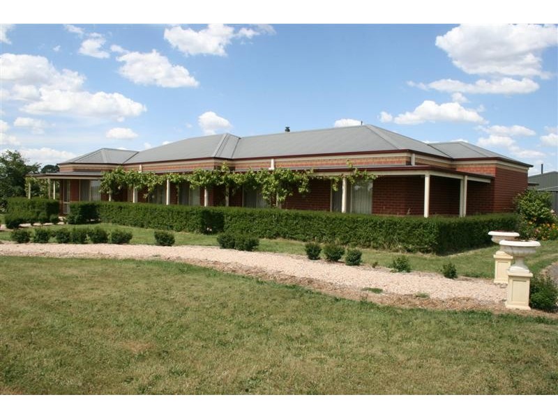 81 BREAKNECK ROAD, Malmsbury VIC 3446