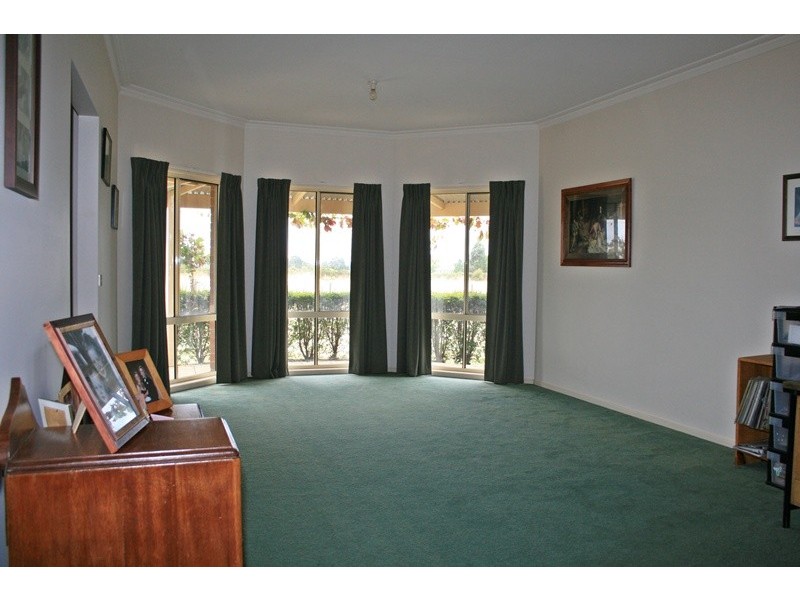 81 BREAKNECK ROAD, Malmsbury VIC 3446