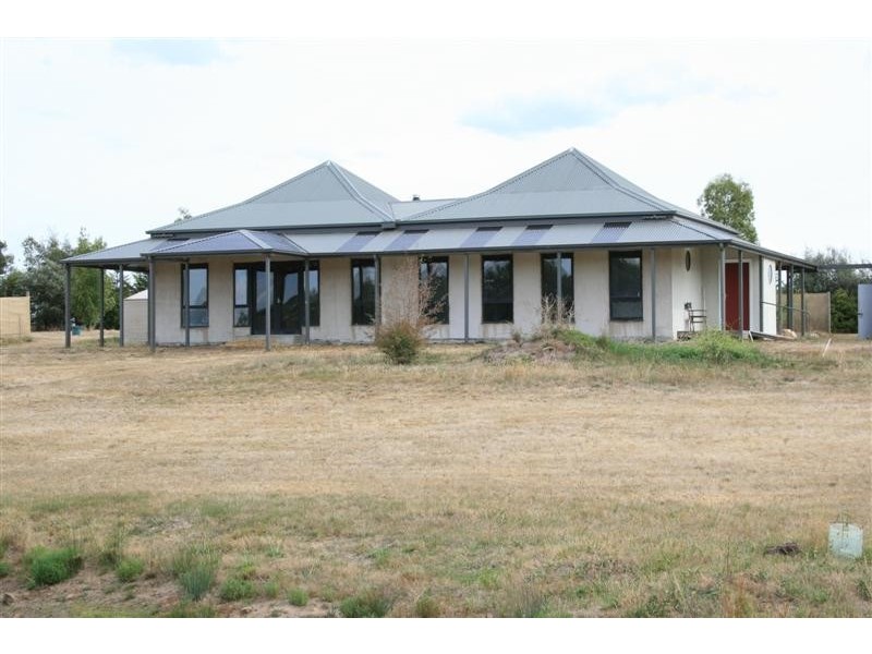 27  MacDonald Court*, Kyneton VIC 3444