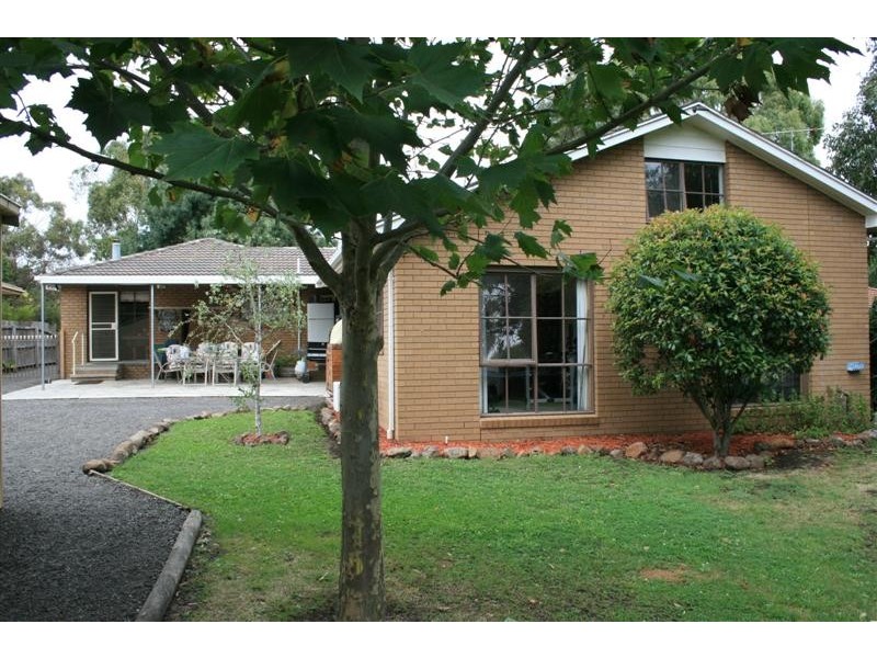76 BEAUCHAMP STREET., Kyneton VIC 3444