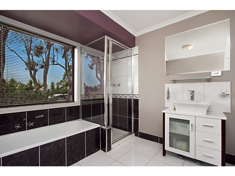 70-72 Flynns Lane, Kyneton VIC 3444