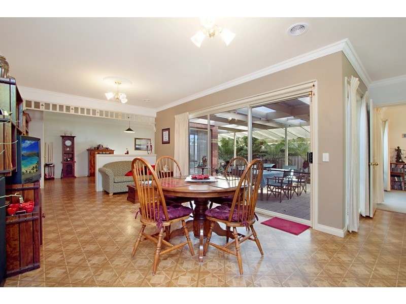 27 Blair Drive, Kyneton VIC 3444