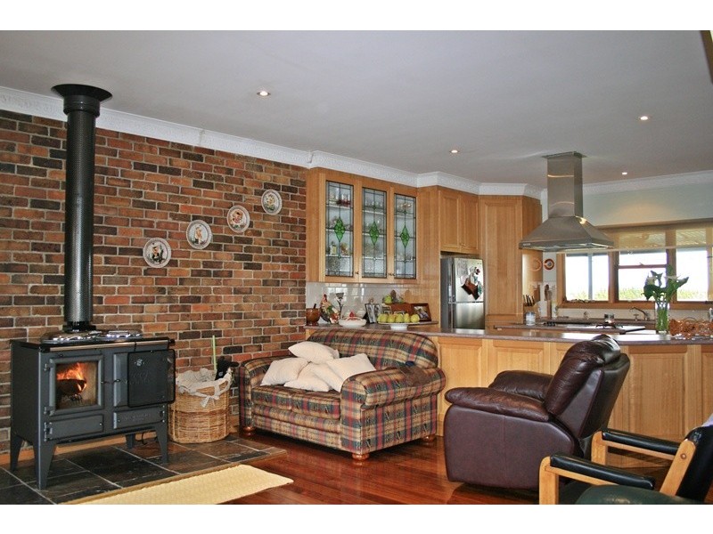 239 BOGGY GATE RD, Clarkefield VIC 3430