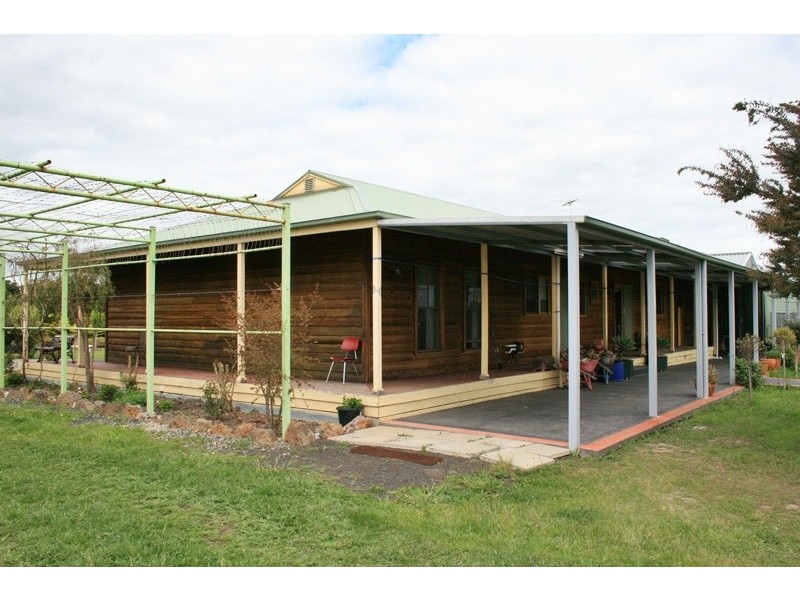 239 BOGGY GATE RD, Clarkefield VIC 3430
