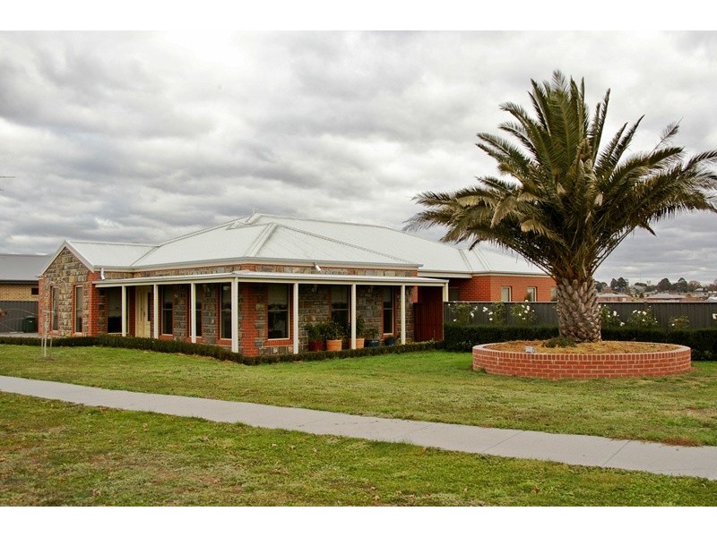 14 Sanctuary Drive, Kyneton VIC 3444