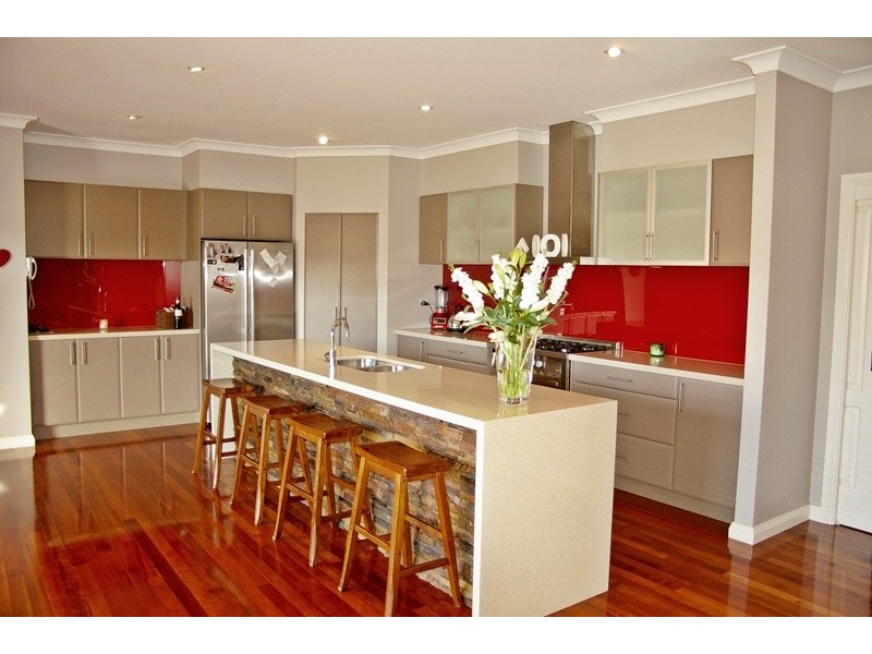 14 Sanctuary Drive, Kyneton VIC 3444