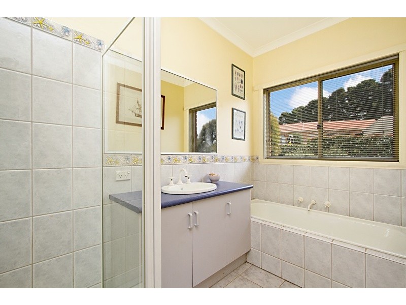 9 Tonks Court, Kyneton VIC 3444