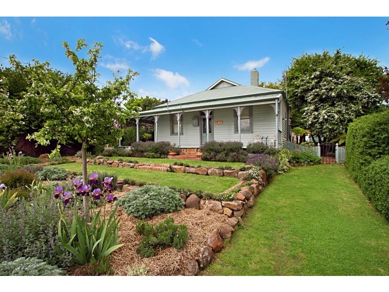 14 New Street, Kyneton VIC 3444