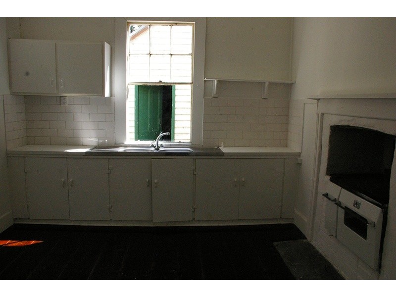 24 De La Beche Street, Taradale VIC 3447