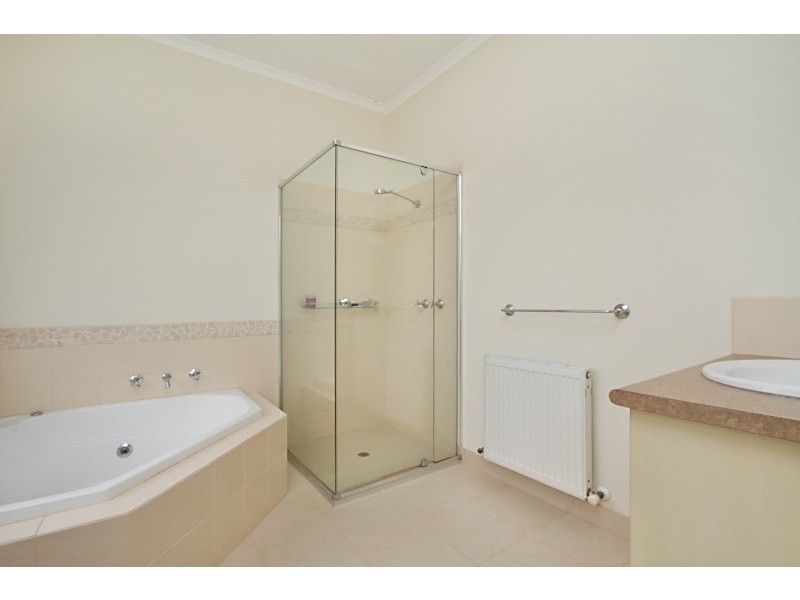 36 Hogan Court, Kyneton VIC 3444