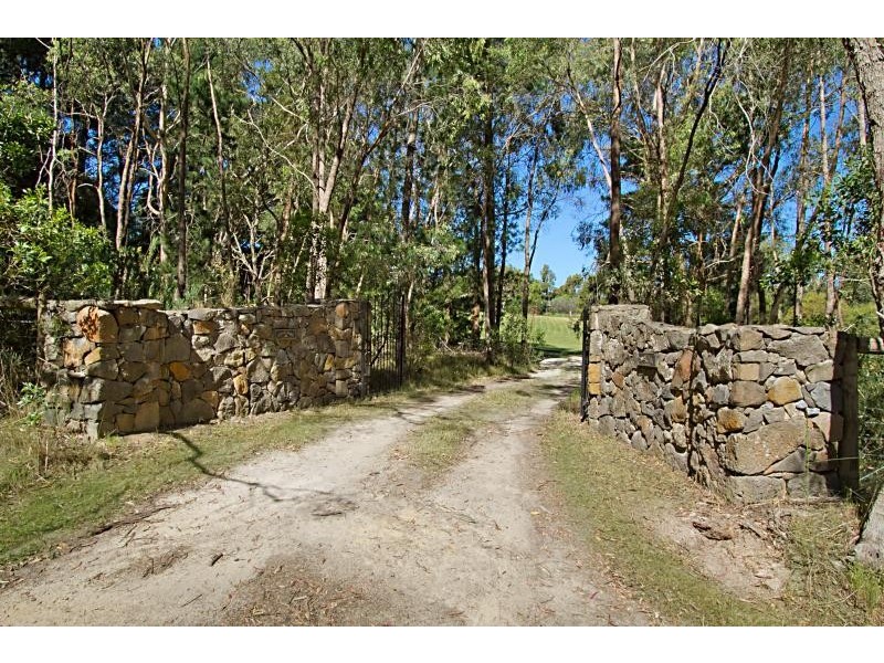 6 Granite Hill Lane, Kyneton VIC 3444