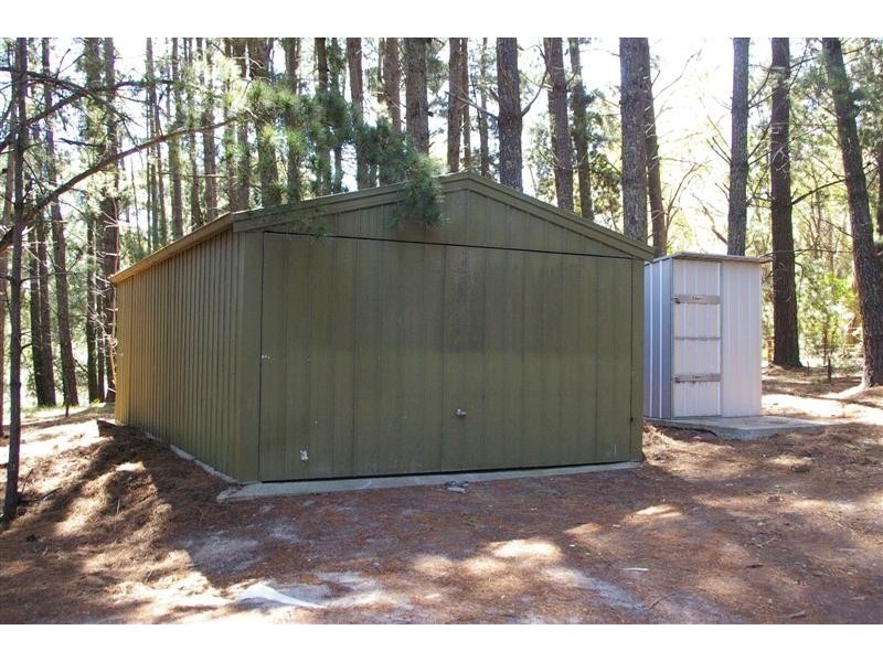 6 Granite Hill Lane, Kyneton VIC 3444