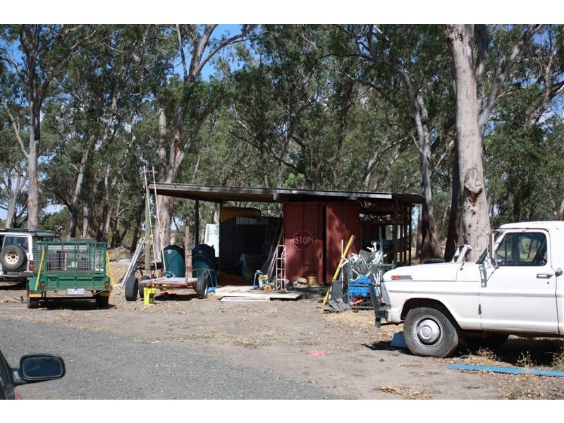 200 Campbells Rd, Redesdale VIC 3444