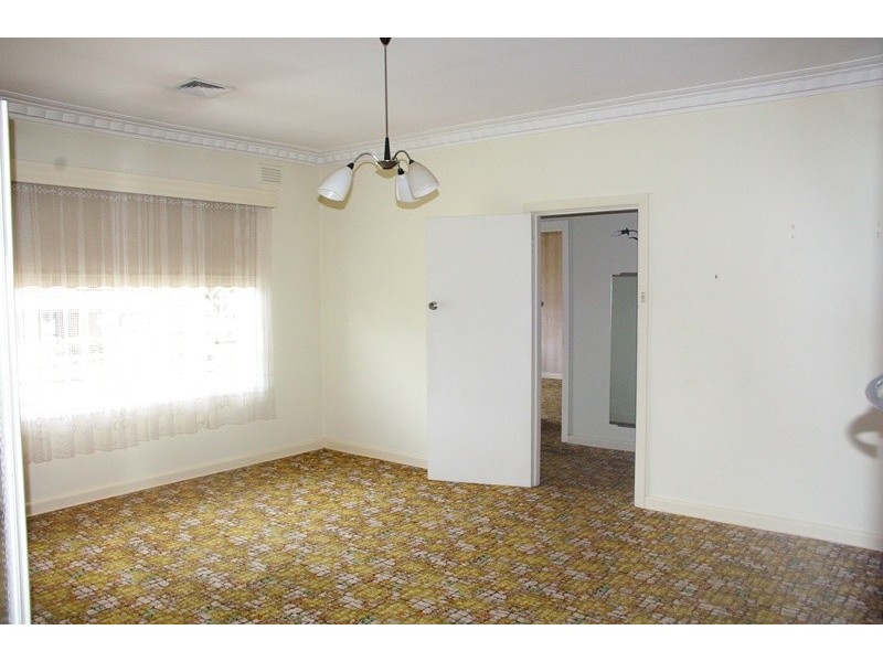 39 Ebden Street, Kyneton VIC 3444