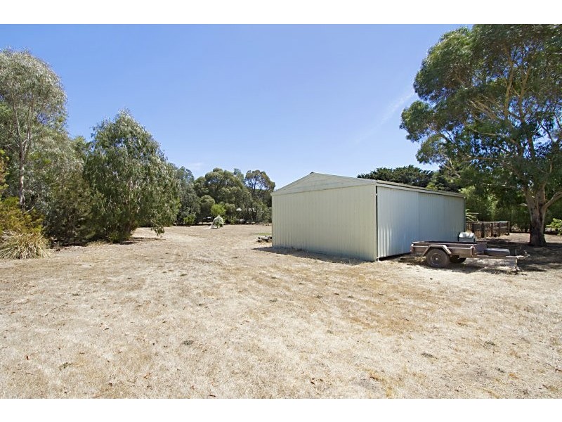 8 Louise Lane, Lancefield VIC 3435