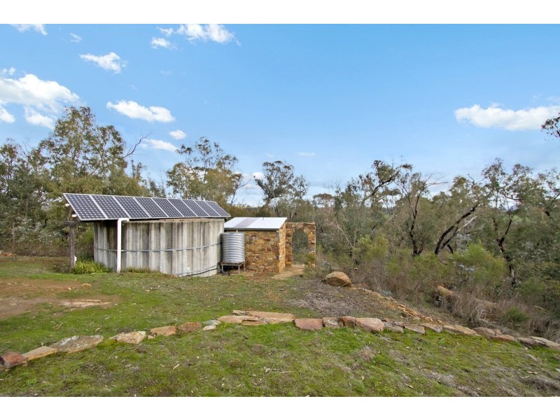 64 Mill Road, Barfold VIC 3444