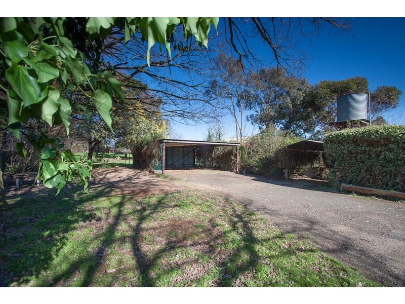 7 Fiddlers Green Road, Kyneton VIC 3444