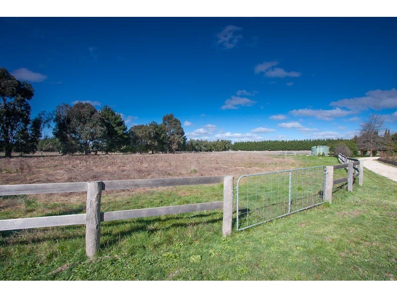 1768 Romsey Road, Romsey VIC 3434