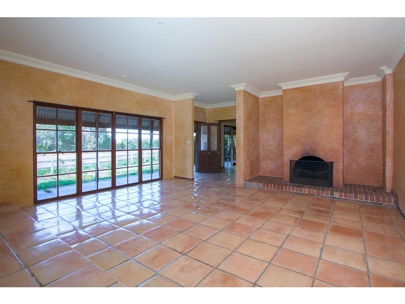 1768 ROMSEY RD, Romsey VIC 3434