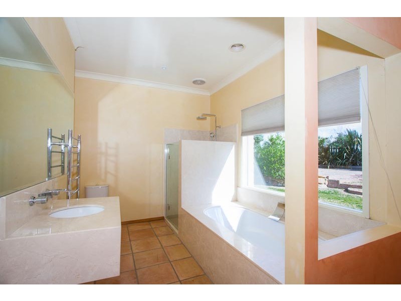 1768 ROMSEY RD, Romsey VIC 3434