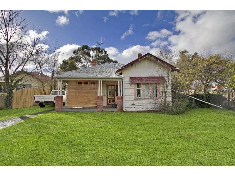 5 Mair Street, Kyneton VIC 3444