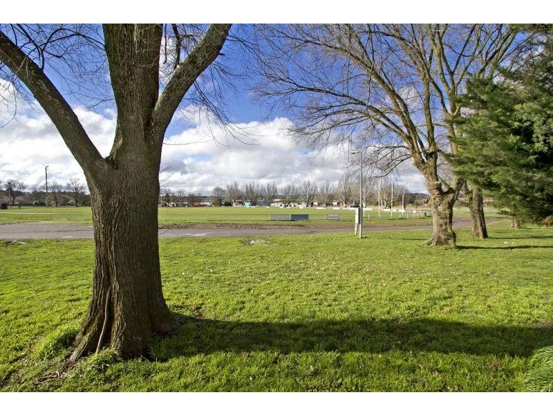 5 Mair Street, Kyneton VIC 3444