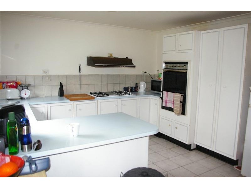 46 Beauchamp Street East, Kyneton VIC 3444