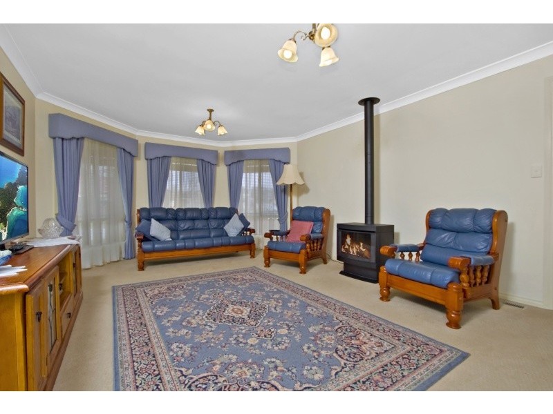 1 James Court,, Kyneton VIC 3444