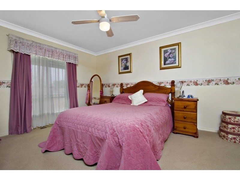 1 James Court,, Kyneton VIC 3444