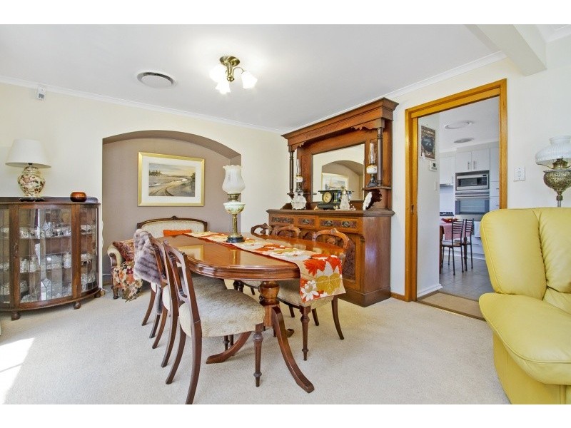 11-13 Campaspe Drive, Kyneton VIC 3444