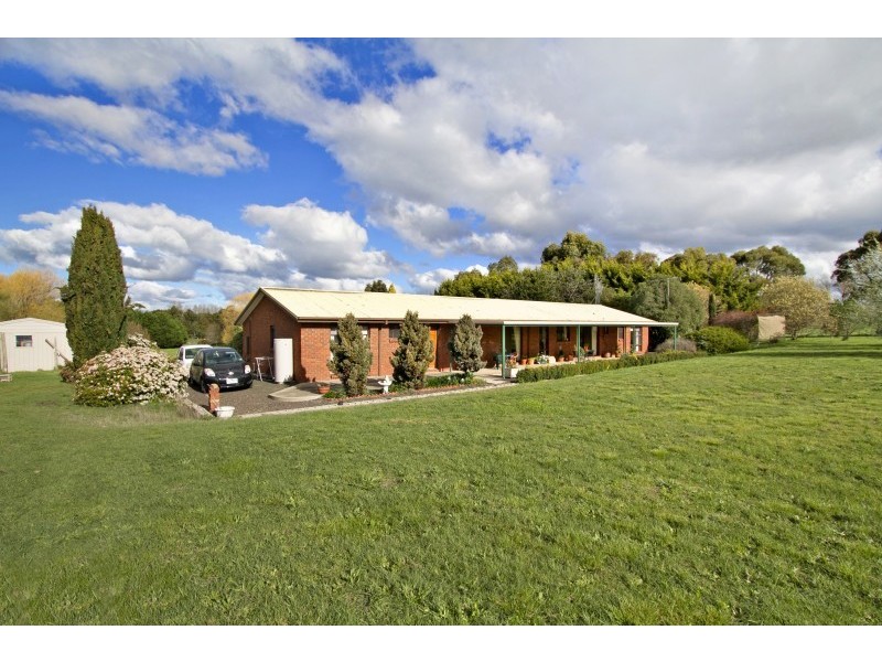 49 Hill Drive,, Kyneton VIC 3444