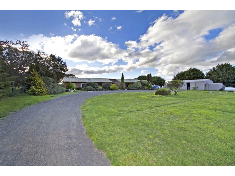 49 Hill Drive,, Kyneton VIC 3444