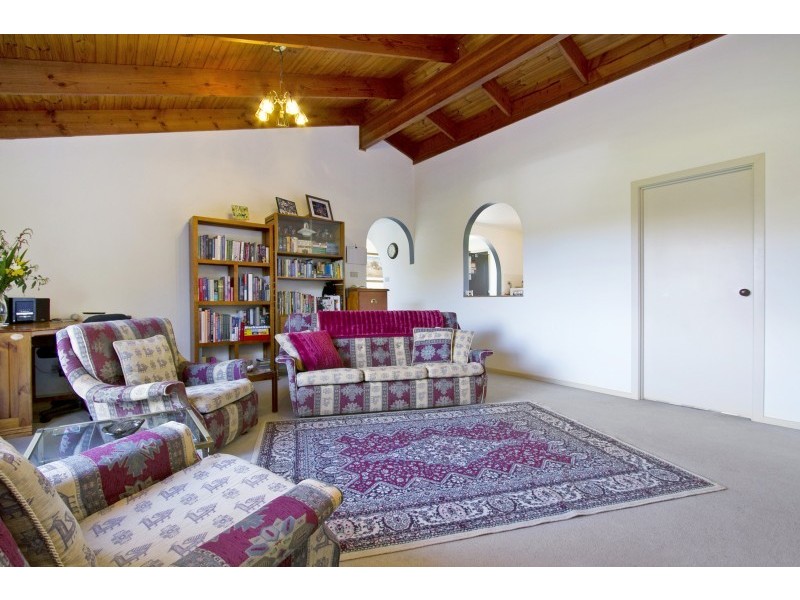 49 Hill Drive,, Kyneton VIC 3444