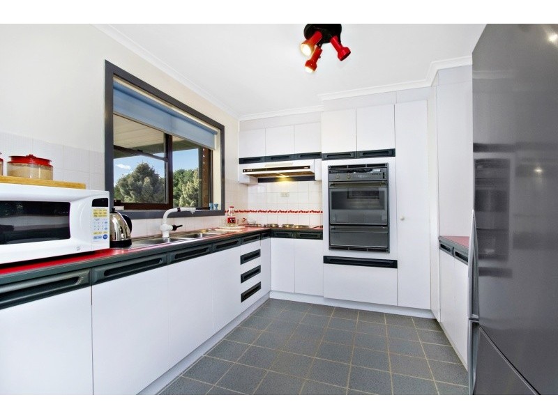 49 Hill Drive,, Kyneton VIC 3444