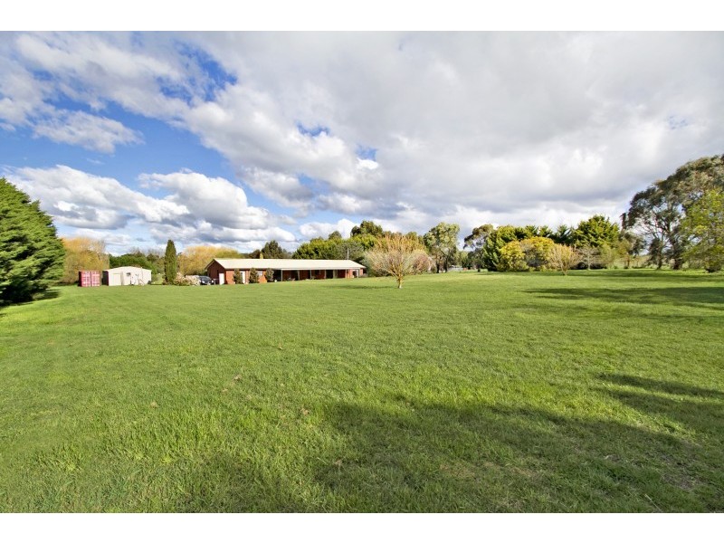 49 Hill Drive,, Kyneton VIC 3444