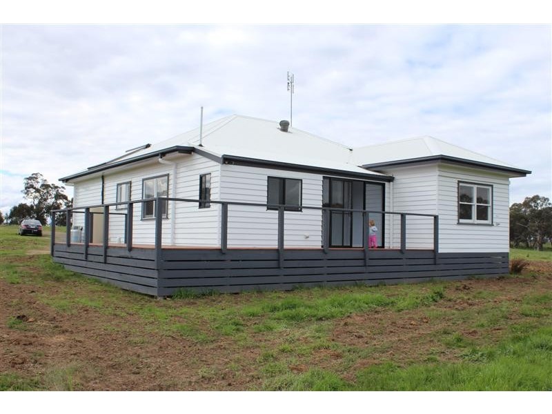 480 McDonalds Road,, Mia Mia VIC 3444