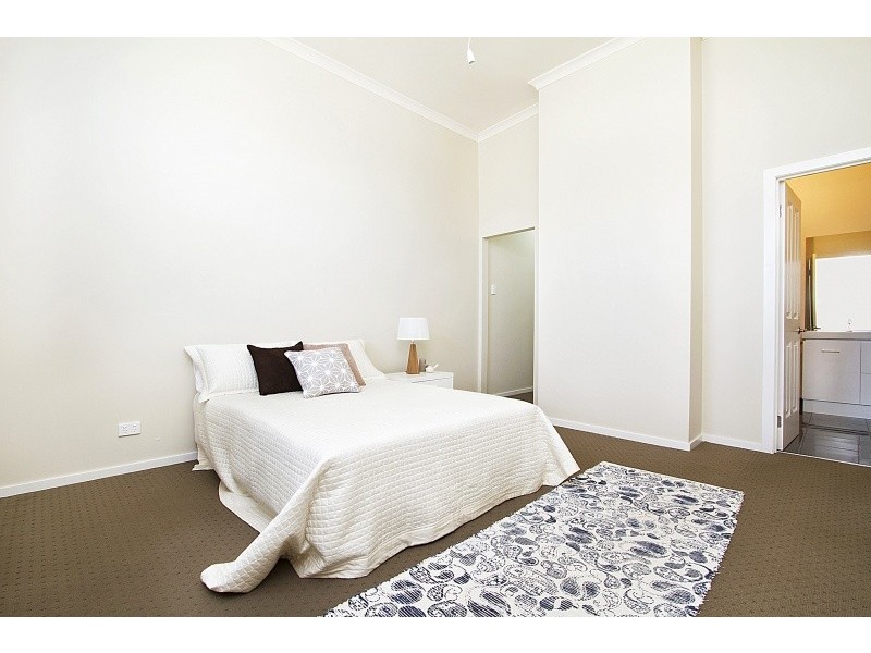 30 Sturt Street,, Kyneton VIC 3444