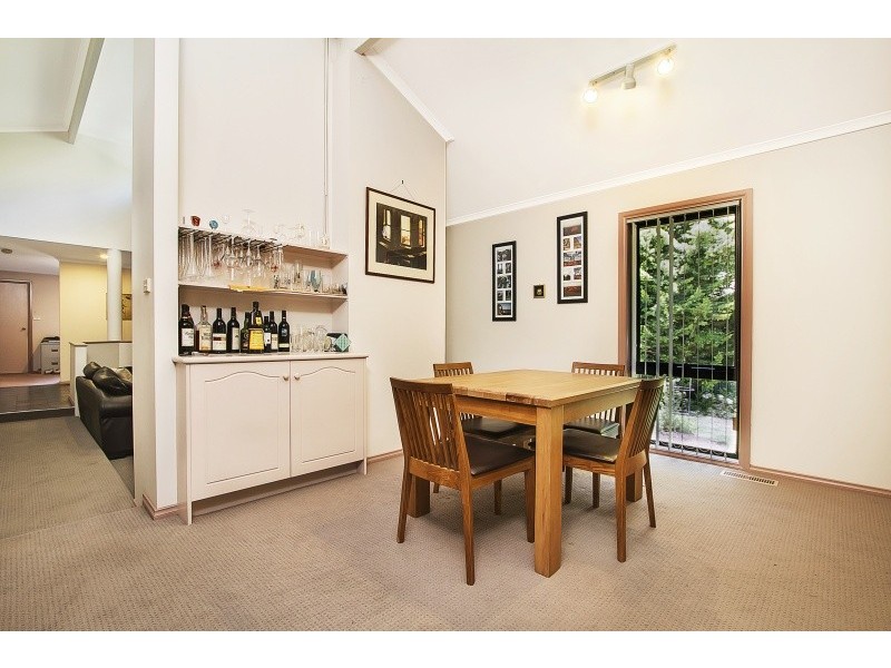 16 Blair Drive, Kyneton VIC 3444