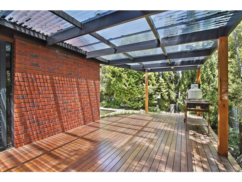 16 Blair Drive, Kyneton VIC 3444