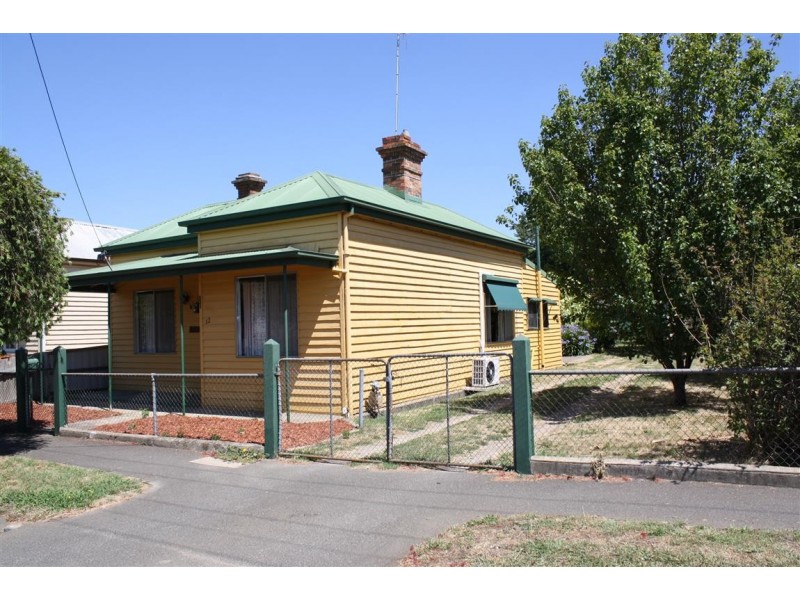 12 Bowen Street,, Kyneton VIC 3444