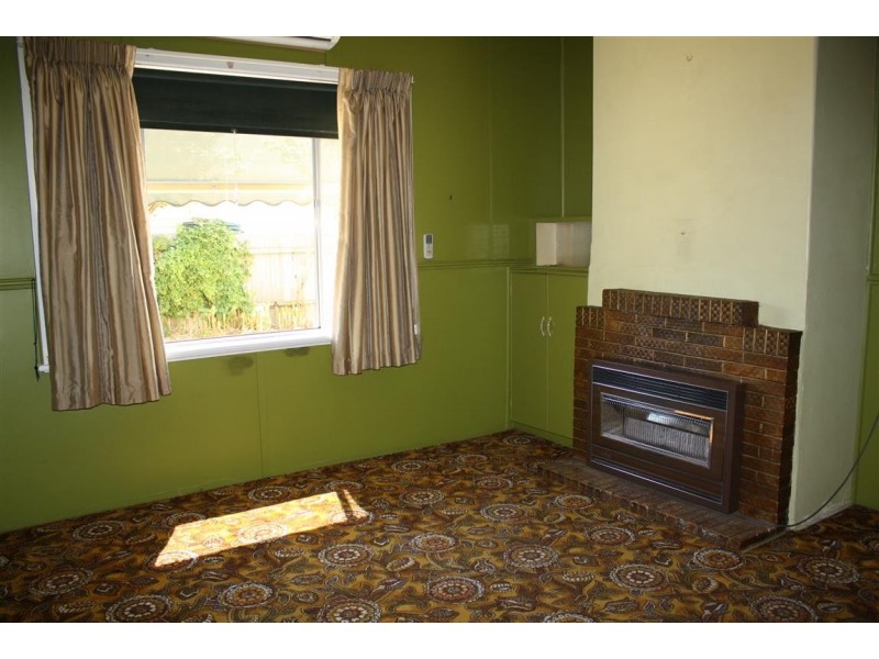 12 Bowen Street,, Kyneton VIC 3444